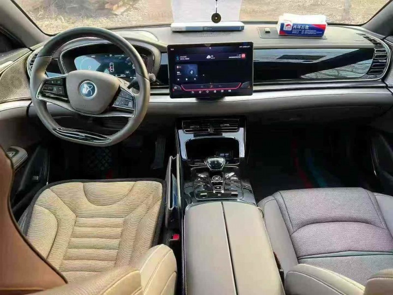 淄博24年比亚迪汉4