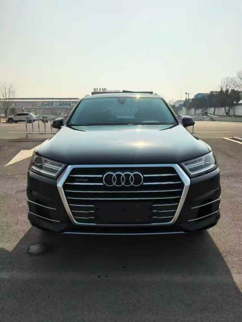 东营17年奥迪Q71