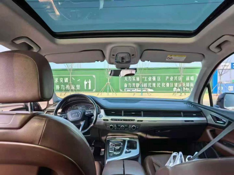 东营17年奥迪Q74