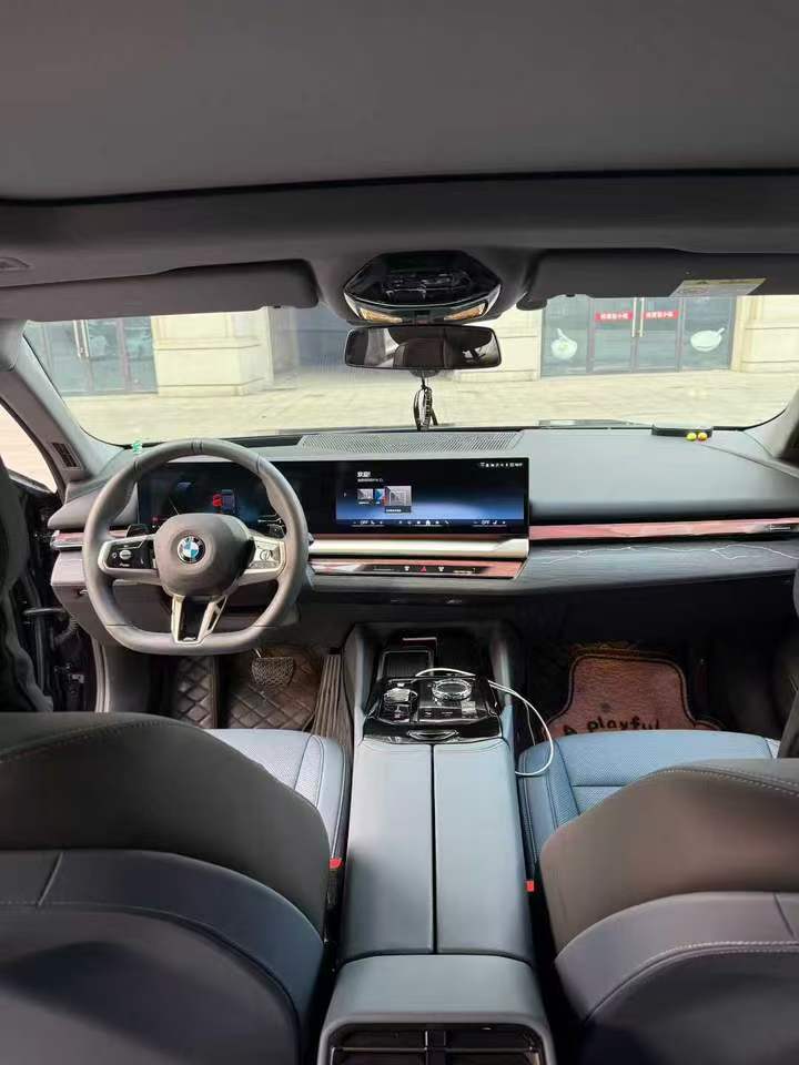 绍兴24年宝马5系4