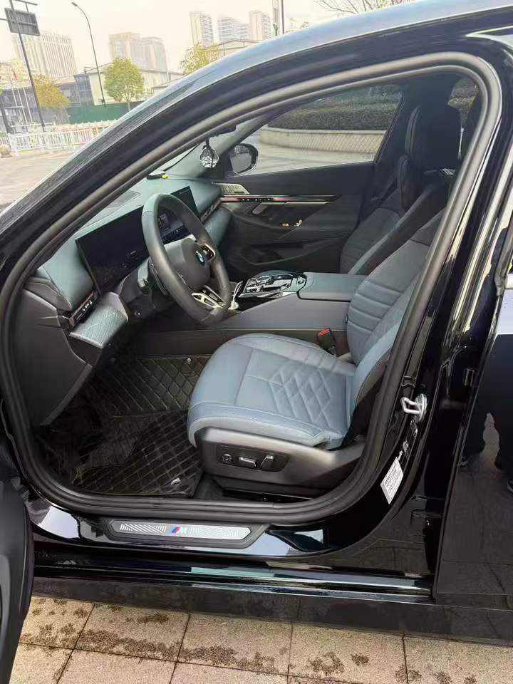 绍兴24年宝马5系6