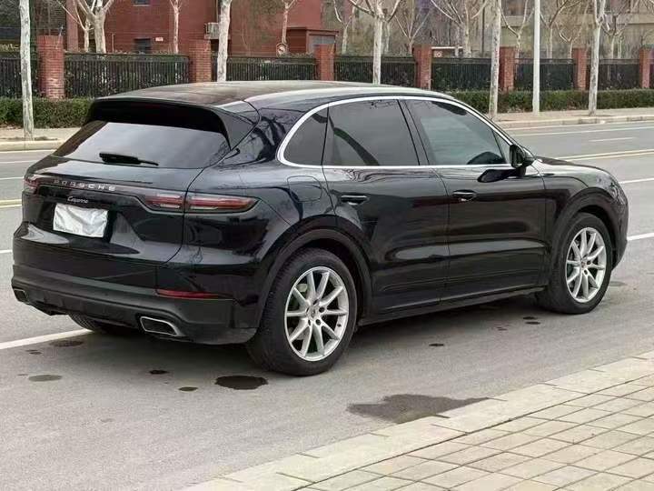 洛阳20年保时捷卡宴6