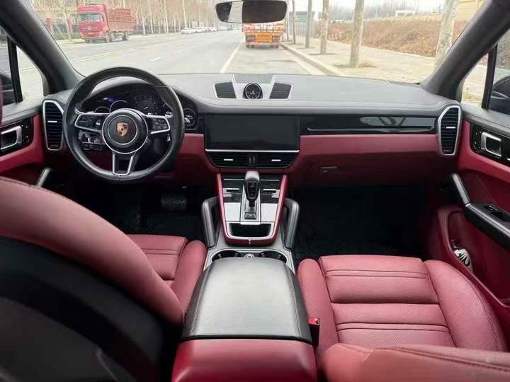 洛阳20年保时捷卡宴8