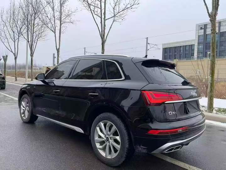 开封22年奥迪Q54