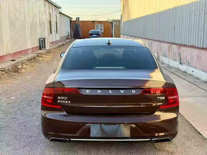 威海18年沃尔沃S906