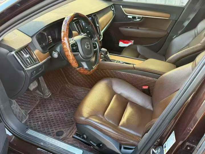 威海18年沃尔沃S907