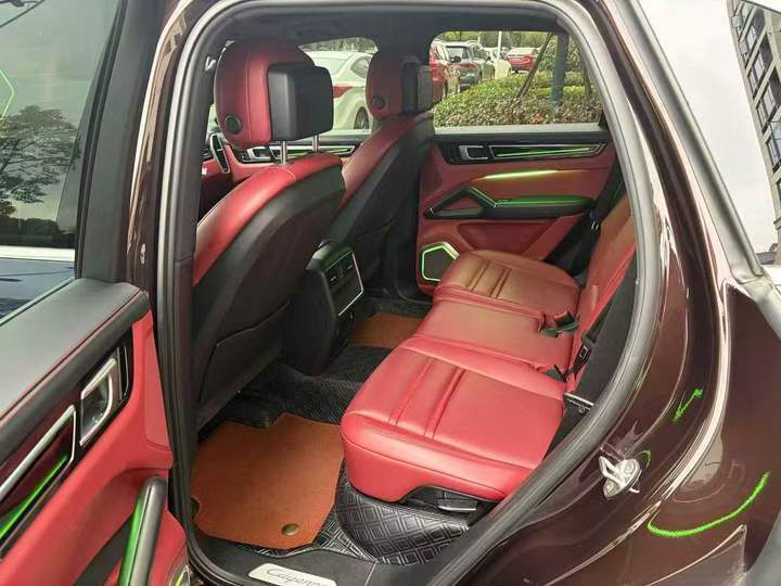 萍乡20年保时捷卡宴6