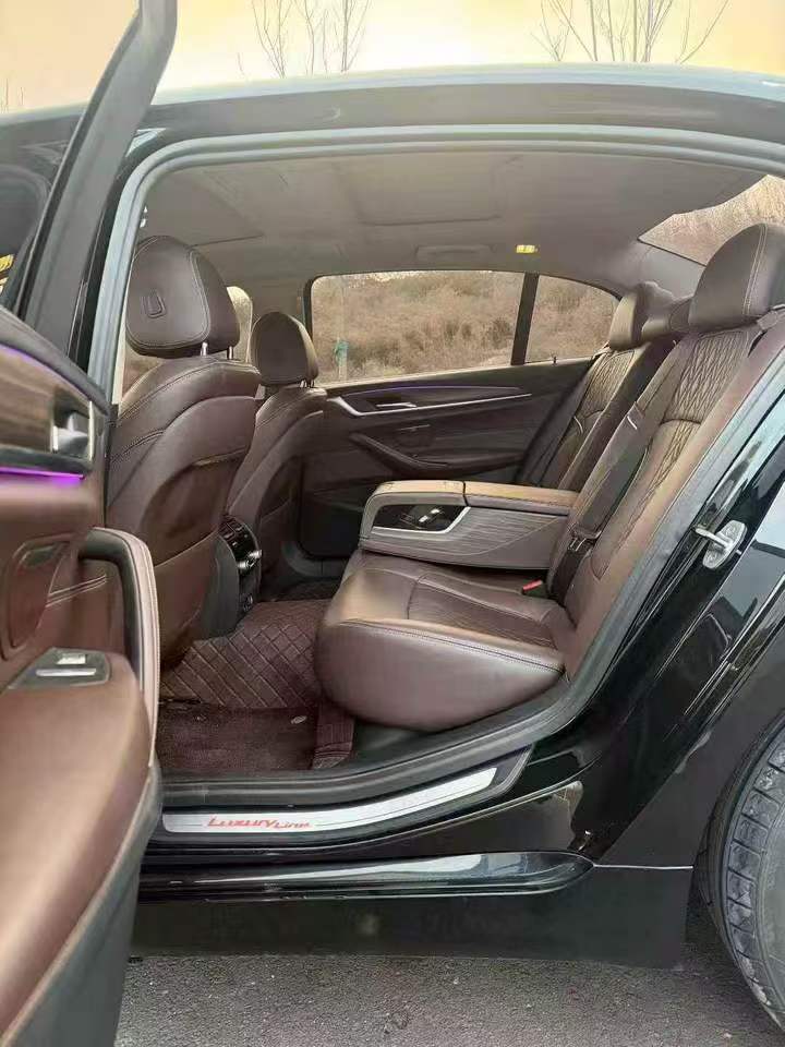 唐山19年宝马5系8