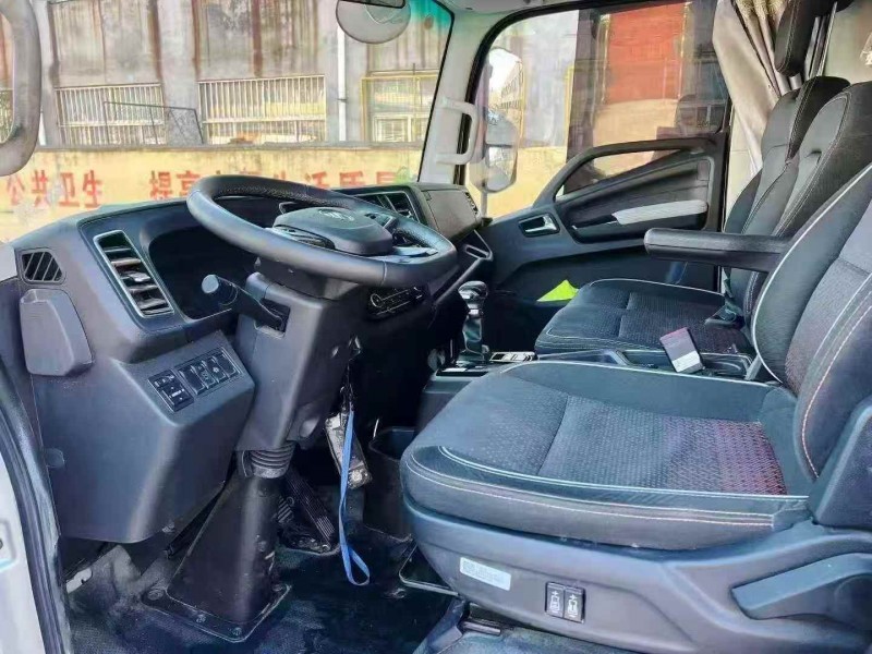 聊城25年福田奥铃8