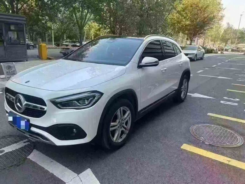 淮南22年奔驰GLA3