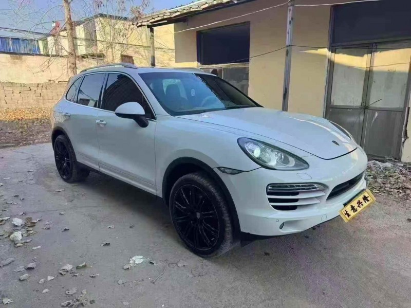 菏泽13年保时捷卡宴2