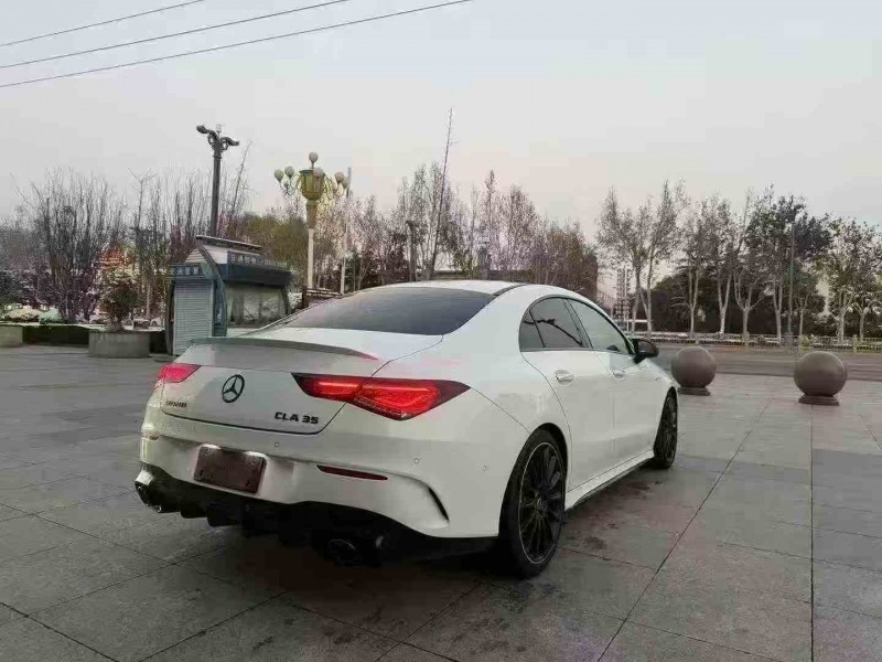 淄博23年奔驰AMG8