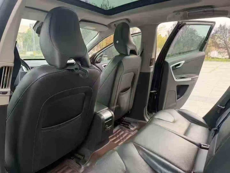 东营17年沃尔沃XC605