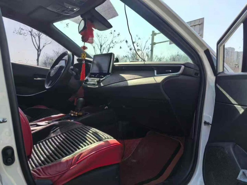 宜昌19年丰田雷凌8