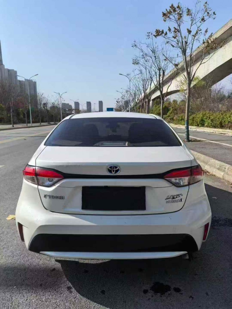 宜昌19年丰田雷凌9