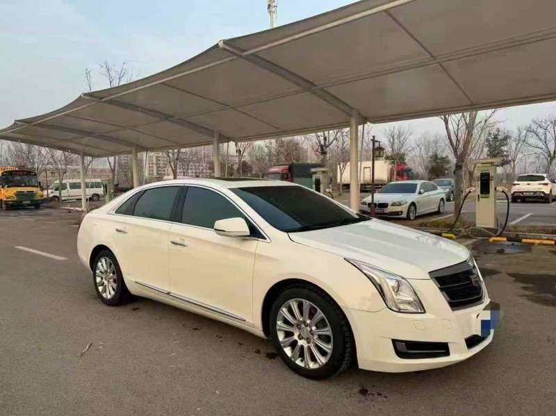 潍坊17年凯迪拉克XTS3