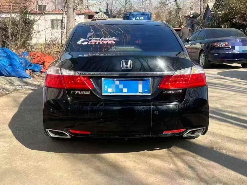 潍坊16年本田雅阁9