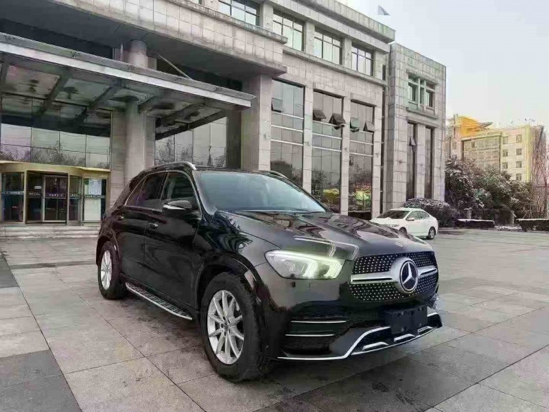 东营22年奔驰GLE2