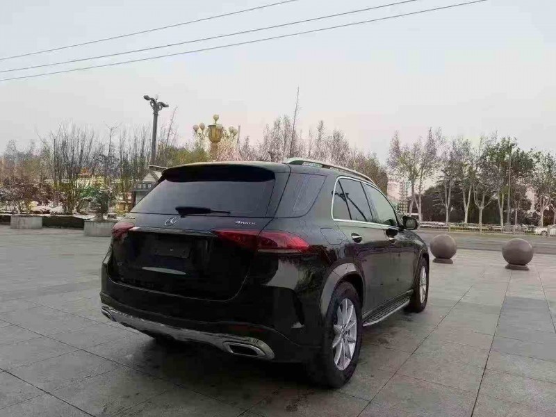 东营22年奔驰GLE8