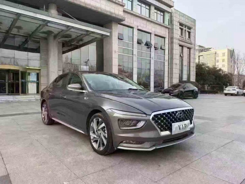 枣庄22年现代名图2