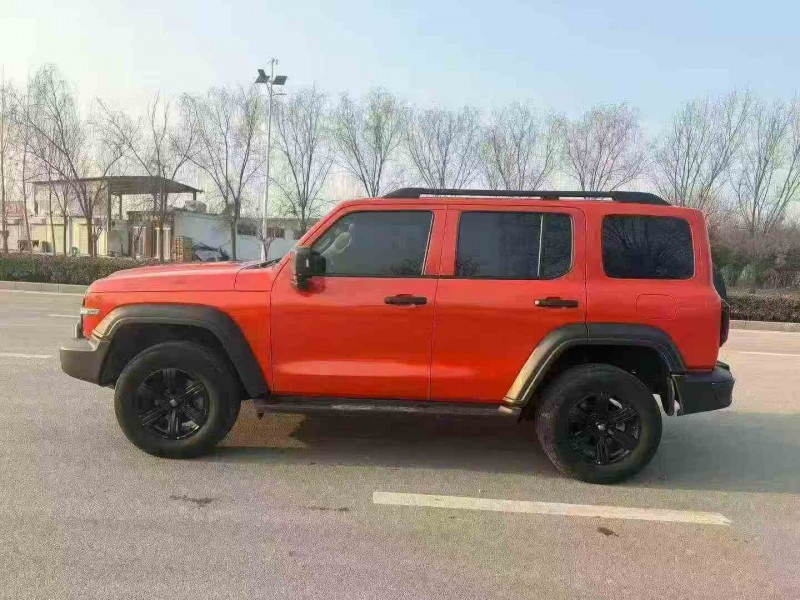 青岛22年长城汽车坦克9