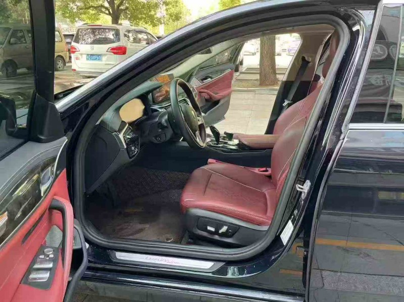 淮安22年宝马5系5