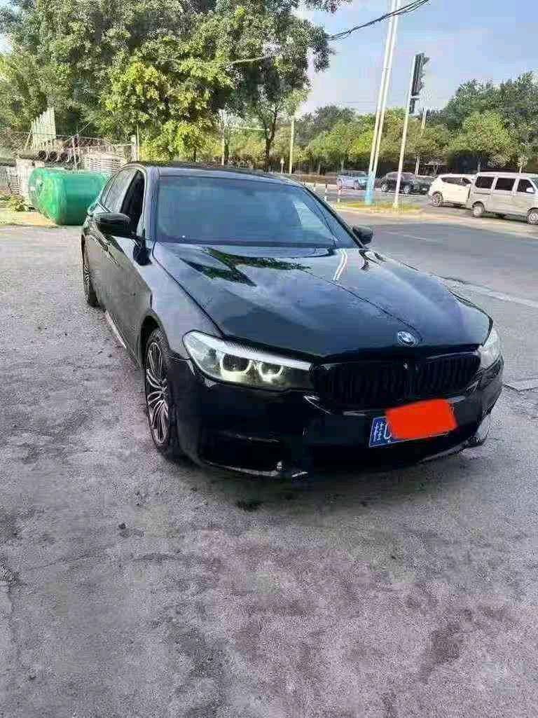 贵港18年宝马5系3