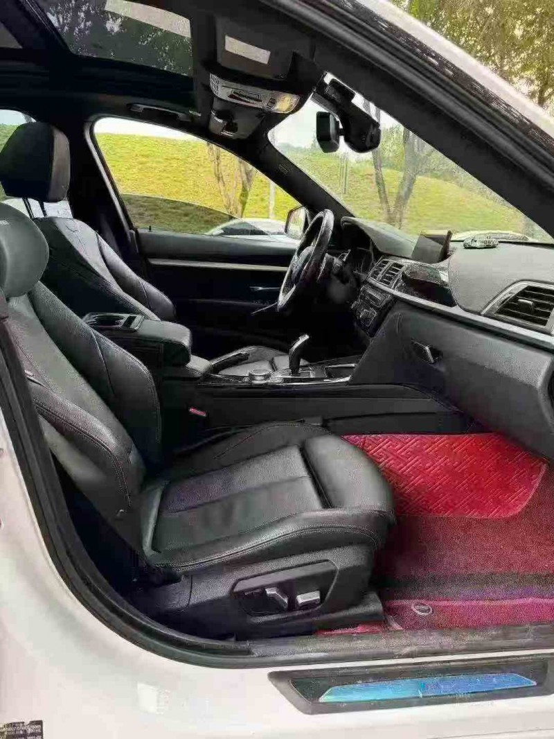 重庆21年宝马3系6