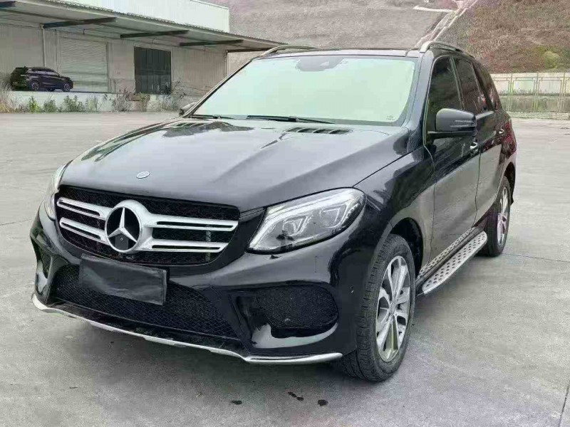 重庆17年奔驰GLE2