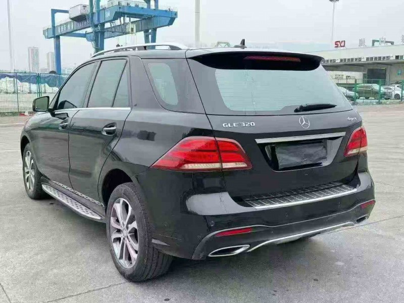 重庆17年奔驰GLE8