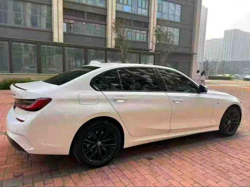 郑州22年宝马3系8