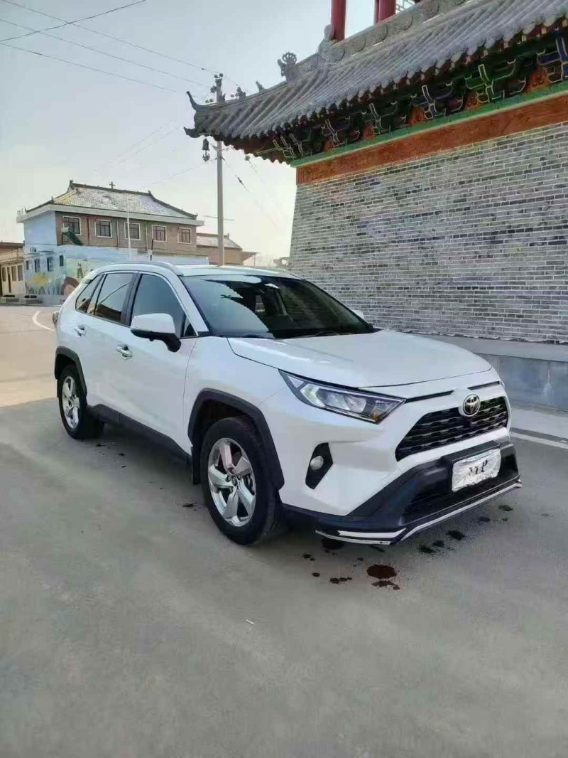 苏州21年丰田RAV4荣放3