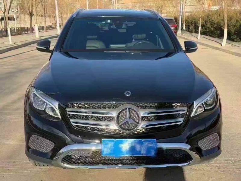 东营19年奔驰GLC1