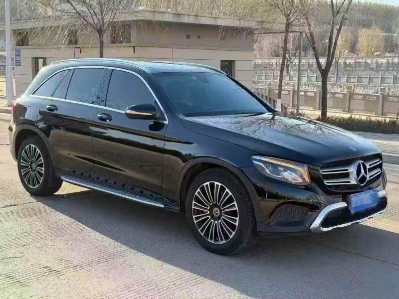 东营19年奔驰GLC2