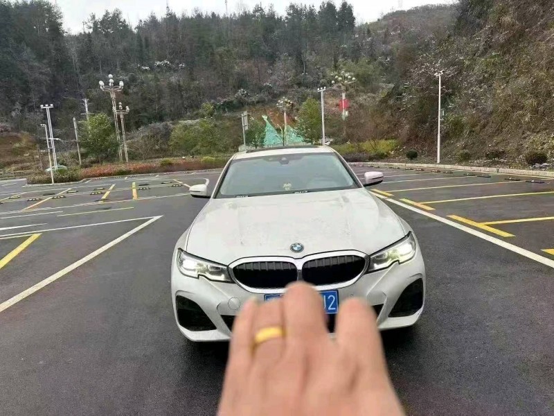 娄底22年宝马3系1