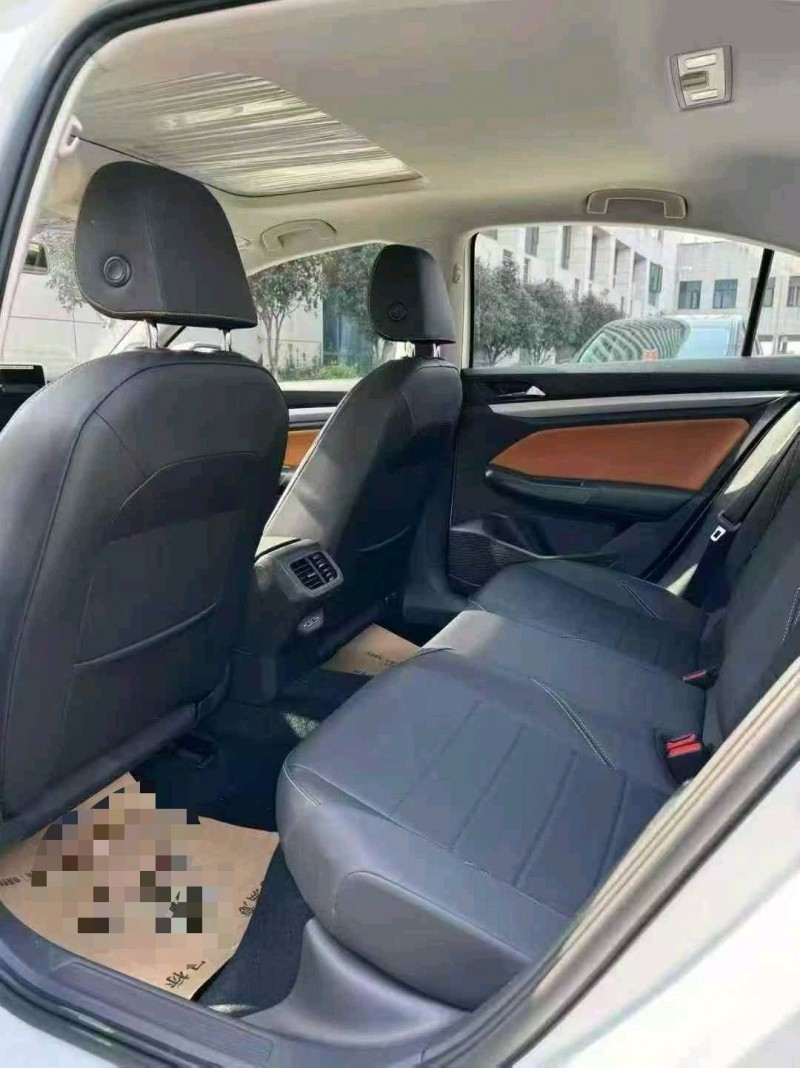 襄阳25年大众宝来3