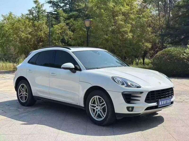 枣庄17年保时捷Macan3