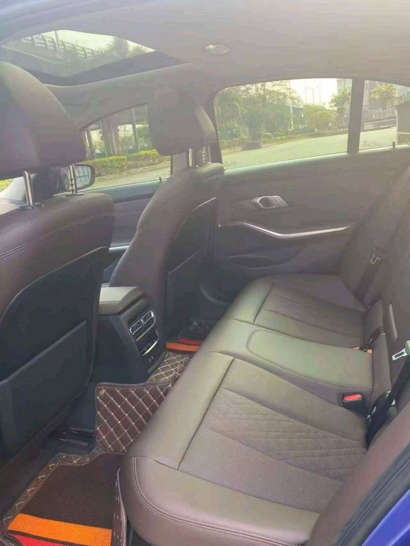 厦门21年宝马3系9