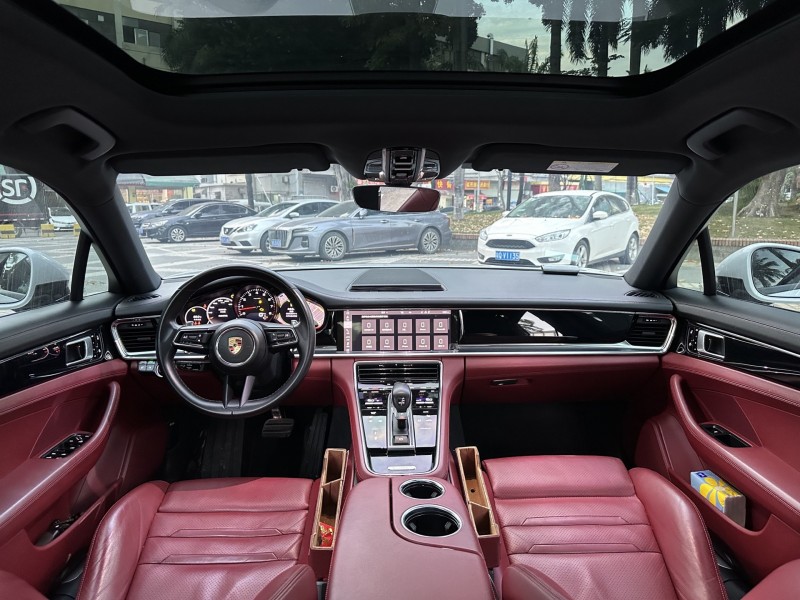 东莞21年保时捷帕拉梅拉4