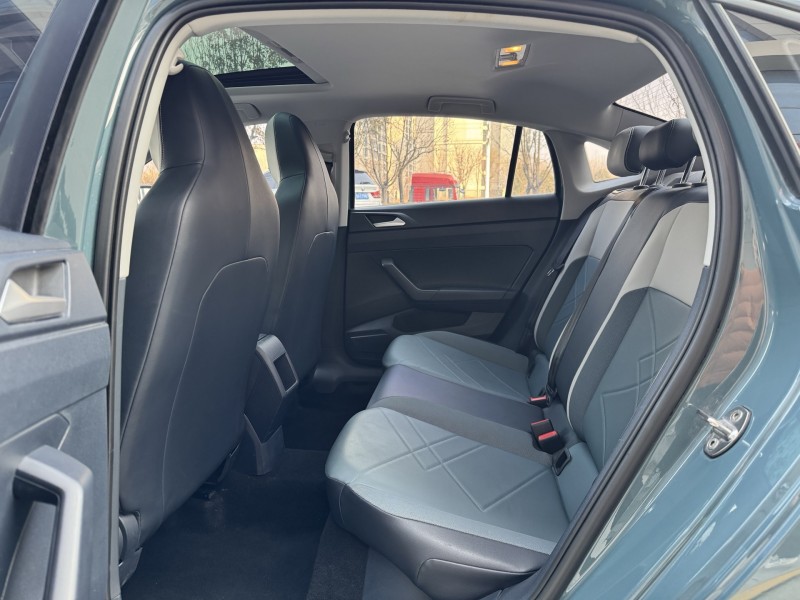 济宁23年大众朗逸6