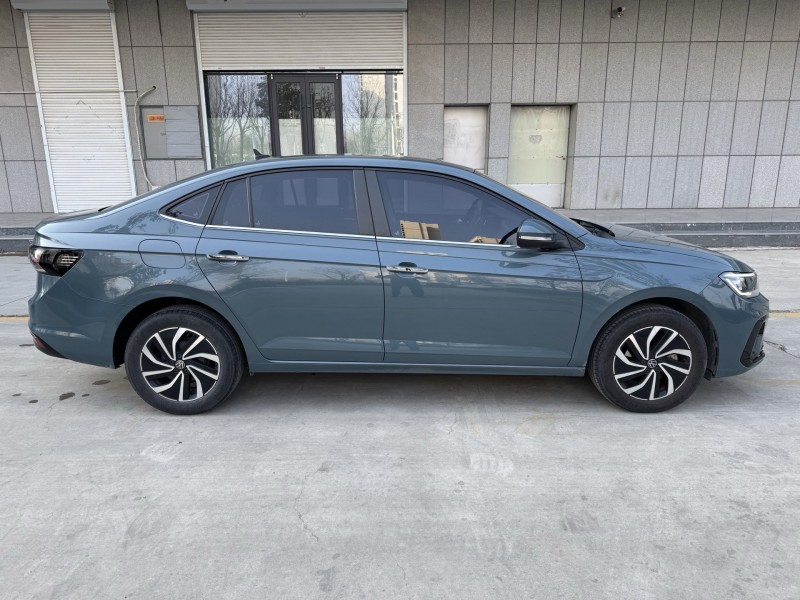 济宁23年大众朗逸7