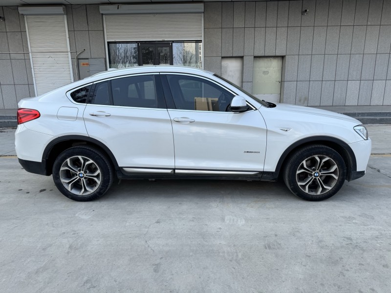 济宁15年宝马X47