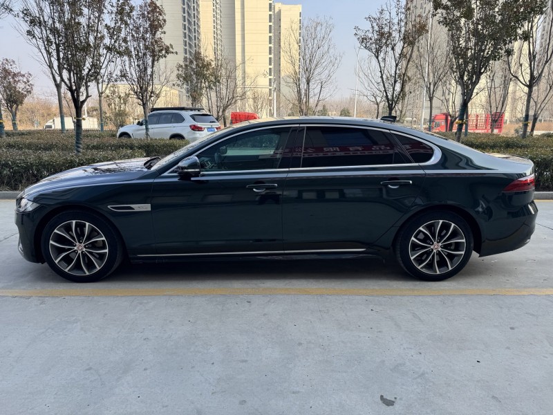 济宁22年捷豹XFL7