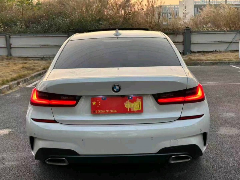 广州21年宝马3系4