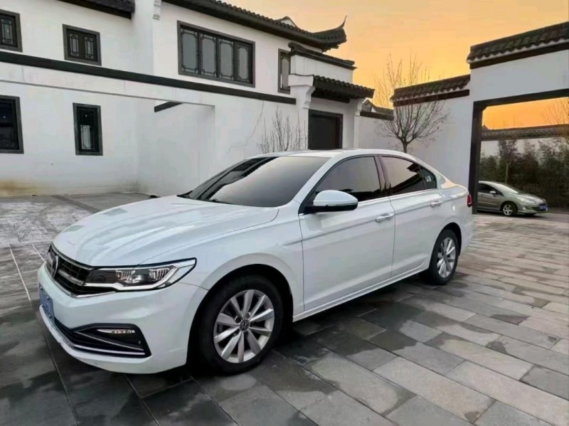 济南22年大众宝来4