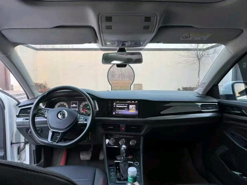 济南22年大众宝来7