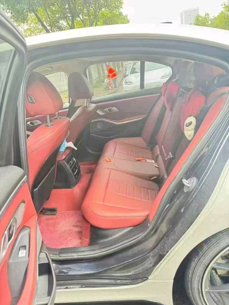 重庆21年宝马3系6