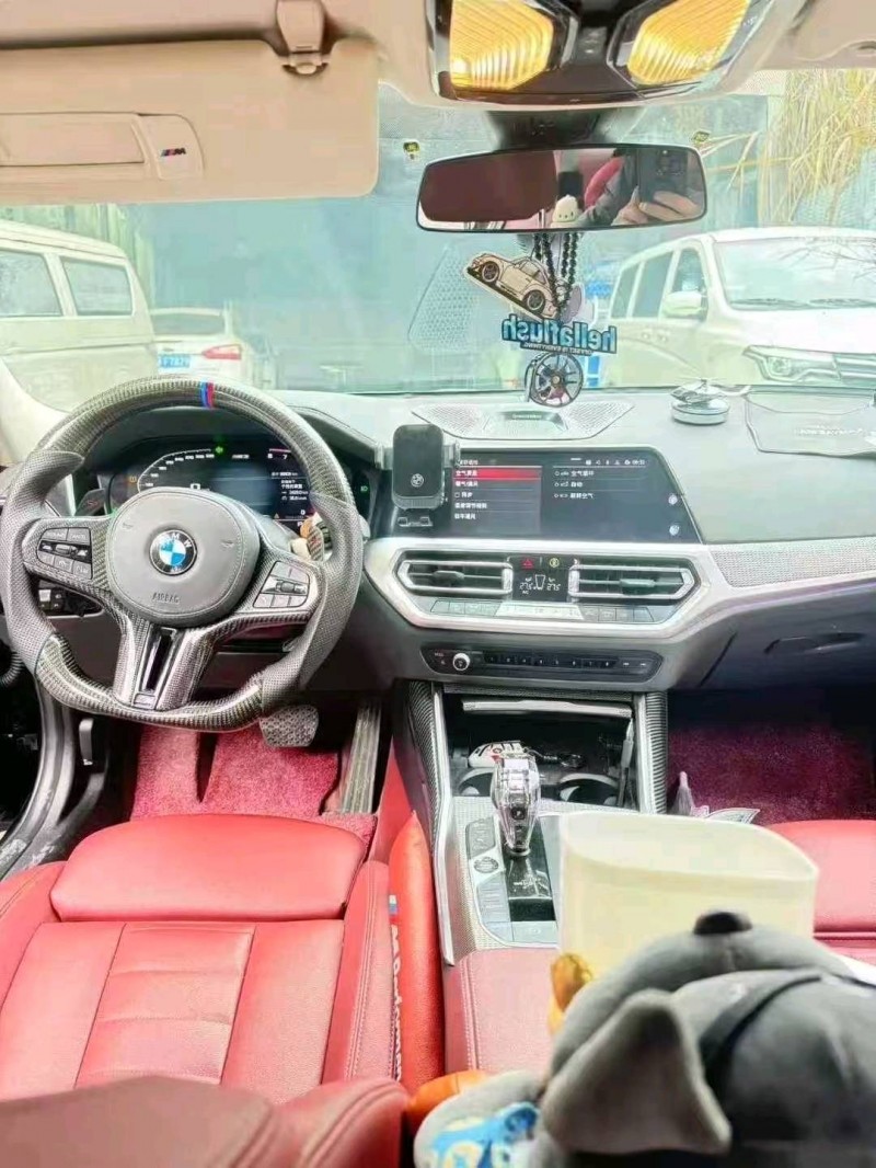 重庆21年宝马3系7