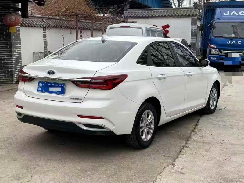 枣庄21年福特福睿斯7