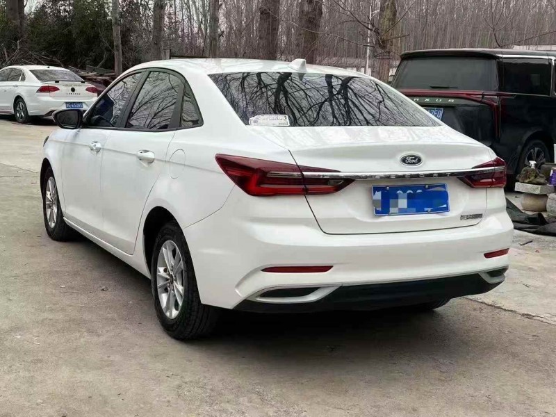 枣庄21年福特福睿斯8